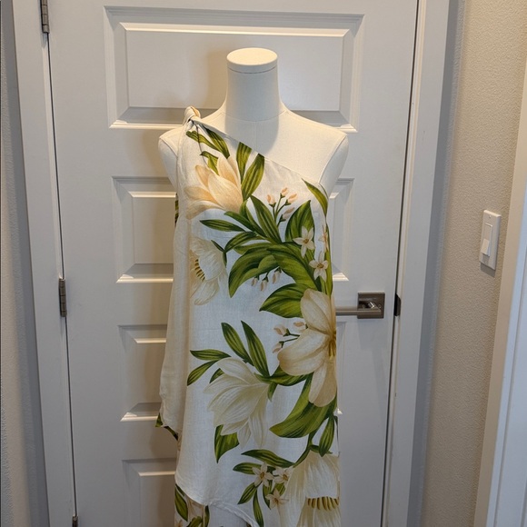 FARM Rio Floral Asymmetrical Jumpsuit Size M - Picture 5 of 10